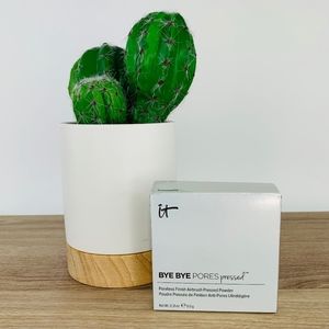IT Cosmetics Bye Bye Pores Pressed ♡ NIB